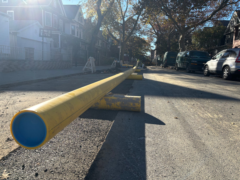 Green Building News 5 New York Utilities Pour Billions Into Replacing Old Gas Pipes. Is There a Better Way?