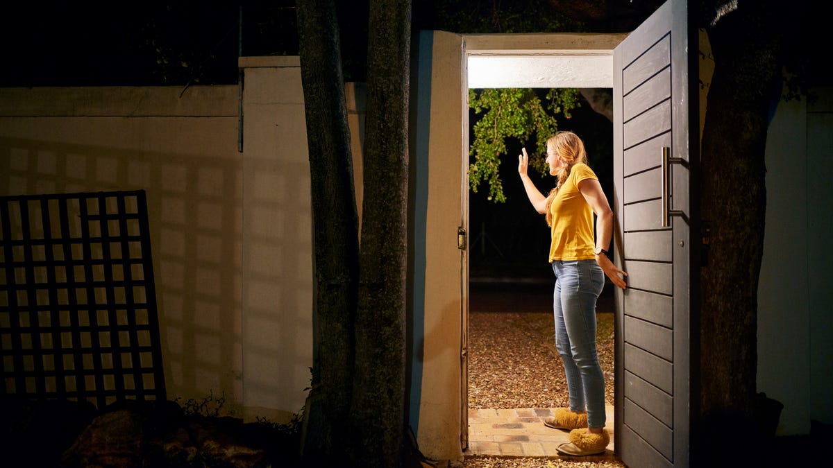 Smart Home News 3 Safety Secrets: 7 Home Security Mistakes to Fix in 2025