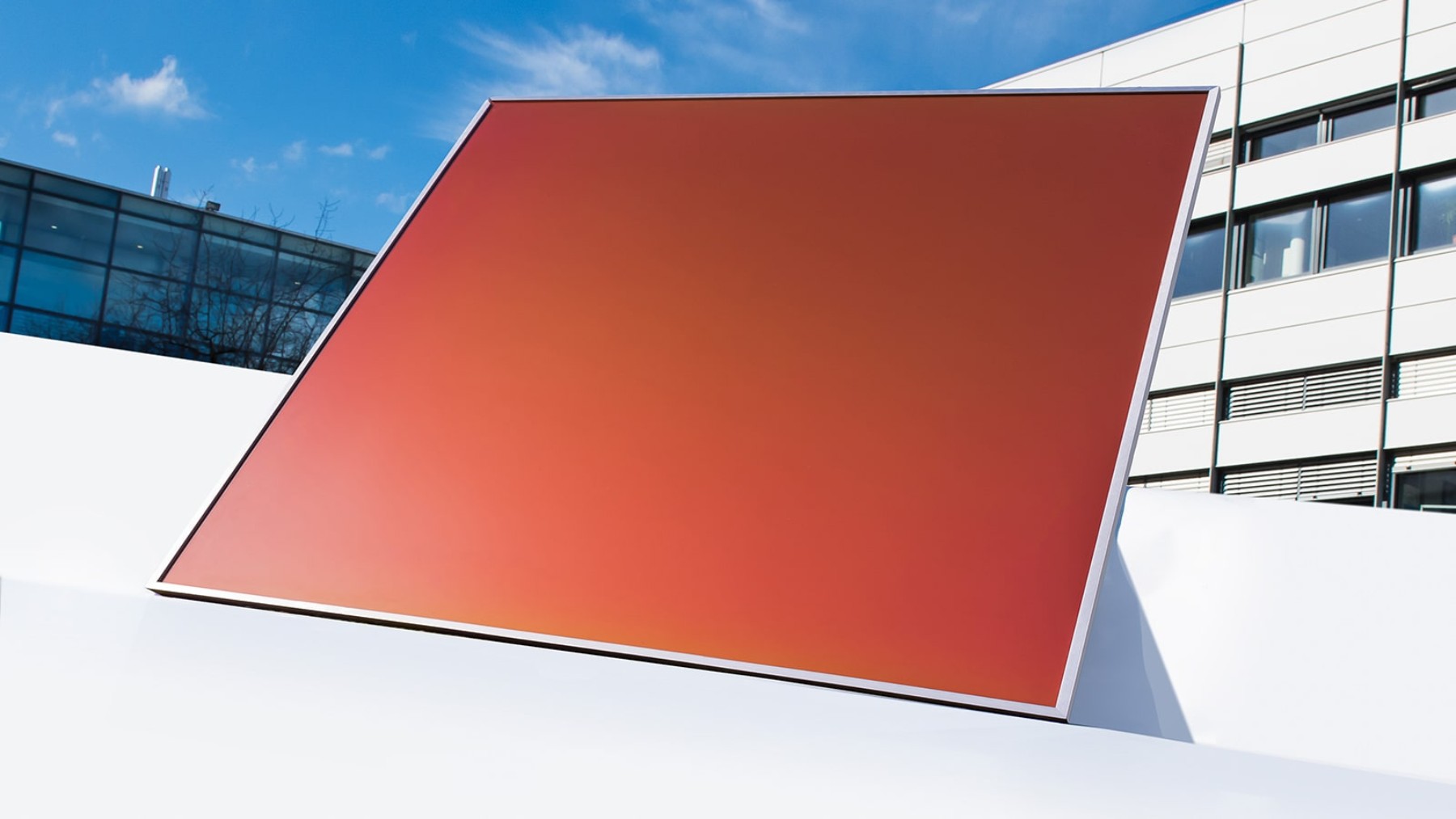 Eco Friendly News 5 It’s red and extremely powerful – First-of-its-kind solar panel destroys photovoltaics